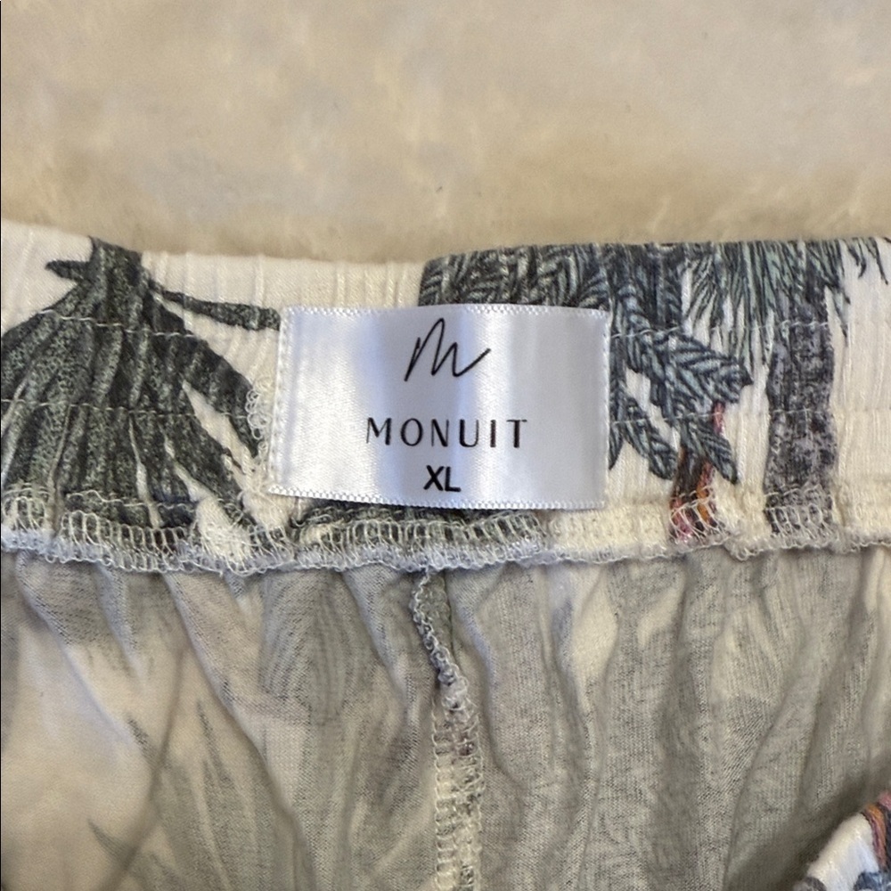 Tropical Paradise Women's Shorts with Side Slit XL - Picture 3 of 5
